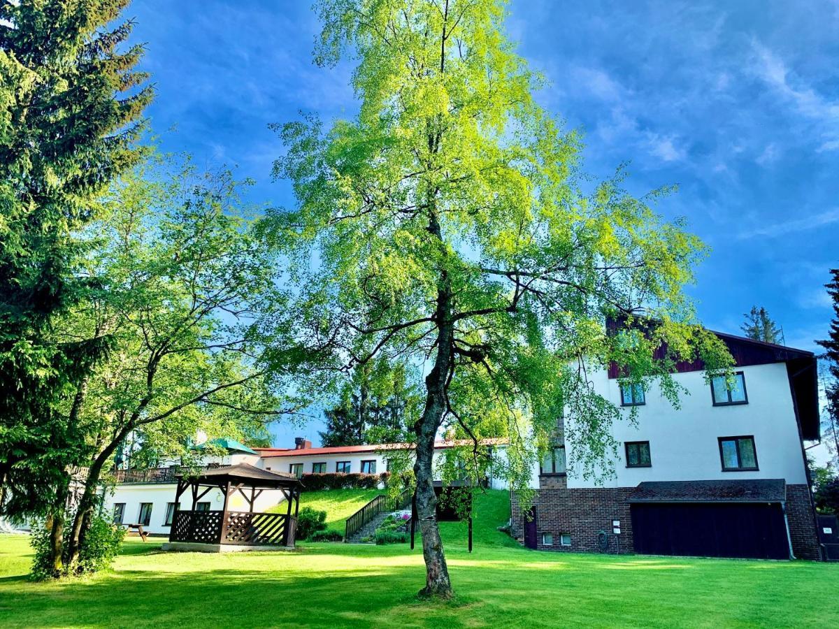 Hotel A Penzion Pegas Vlachovice Luaran gambar
