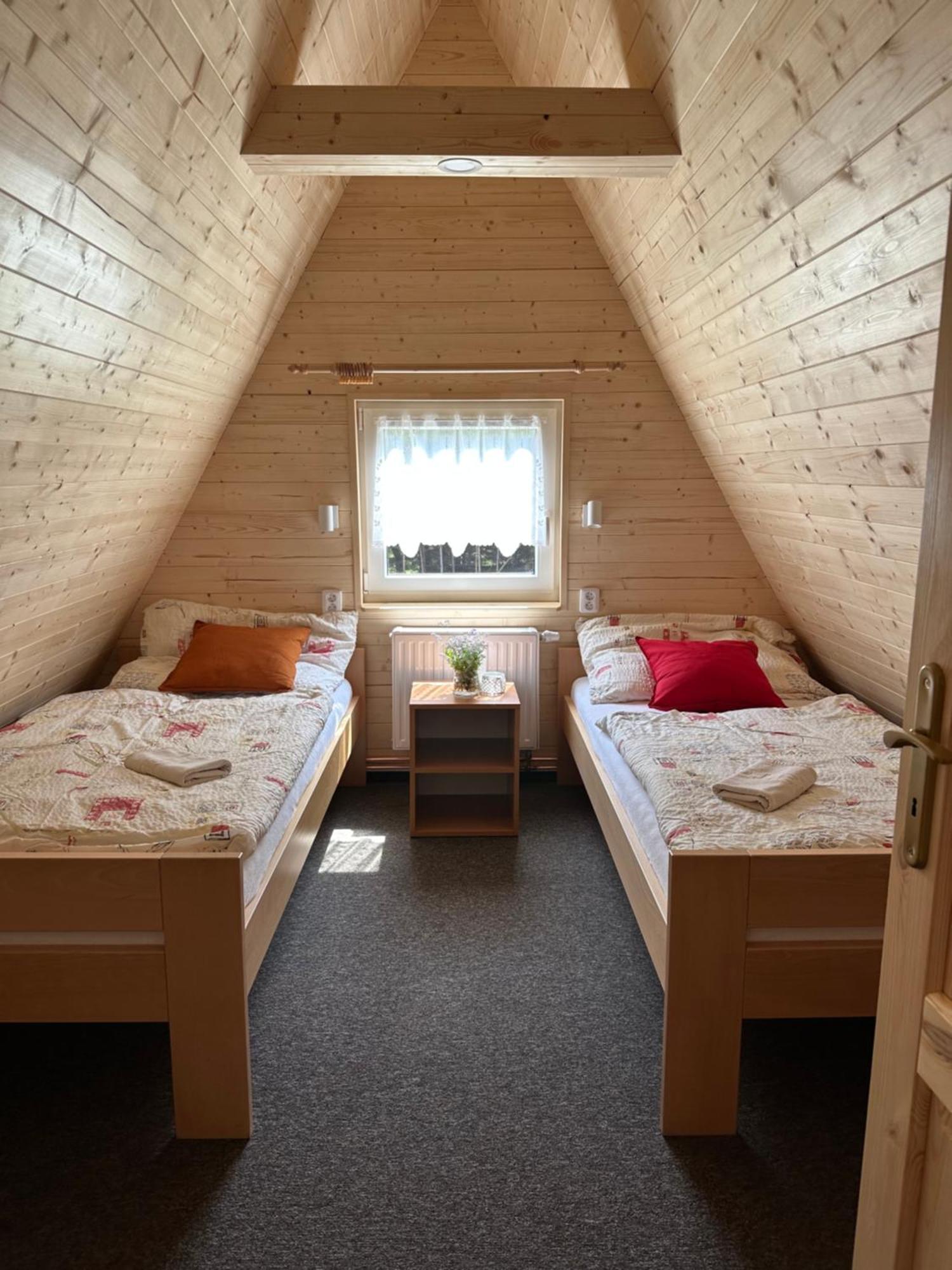 Hotel A Penzion Pegas Vlachovice Luaran gambar